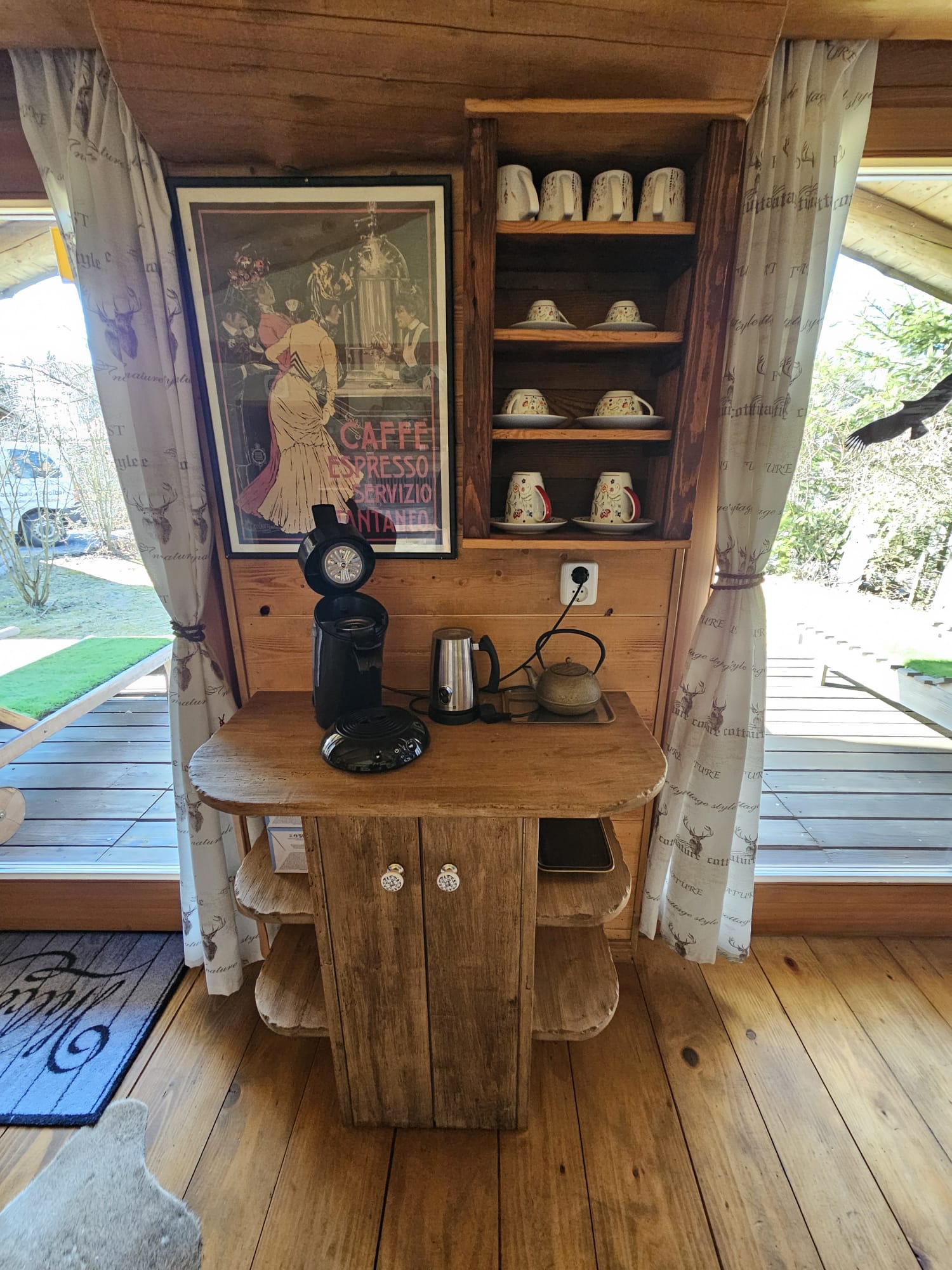 Unser Ferienhaus im Fichtelgebirge verfügt über eine kleine Kaffeebar - bedienen Sie sich!